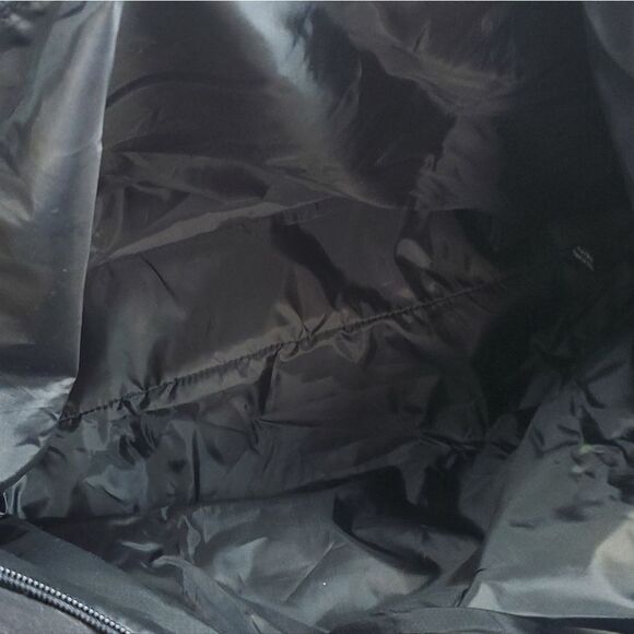 Victoria's Secret Blavk & Pink Striped Weekend Tote - Picture 5 of 5